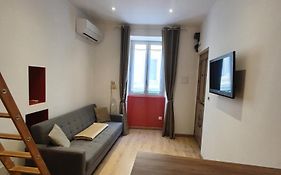 Studio entièrement rénové vieille ville